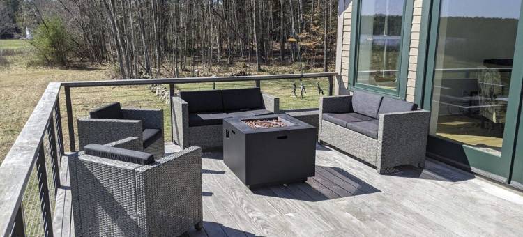 Meadow House at Powder Mill Pond - a nature lover's paradise图片