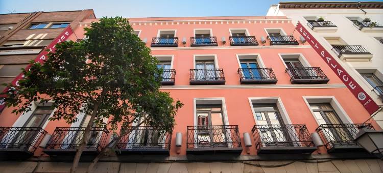 珀蒂宫特雷斯克鲁斯住宿(Petit Palace Tres Cruces)图片