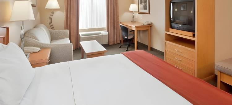 威农智选假日套房酒店(Holiday Inn Express & Suites Vernon)图片