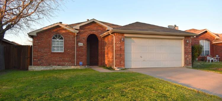 Modern 3 Bdr home! Near everything!图片