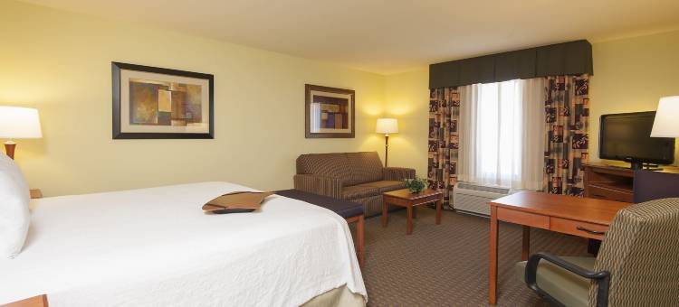 希尔顿欢朋酒店-马科姆(Hampton Inn Macomb)图片