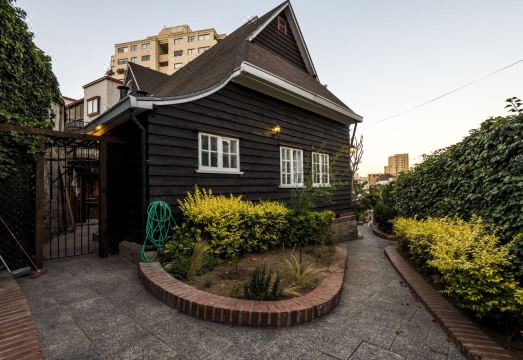 Rustika Bed and Breakfast Hotel Overview