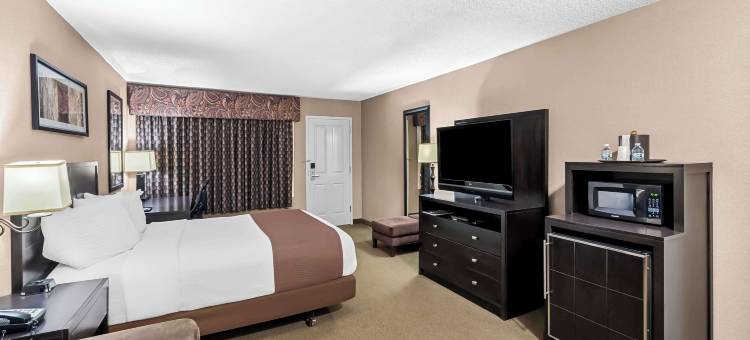 Heartland Inn & Suites, SureStay Collection by Best Western图片