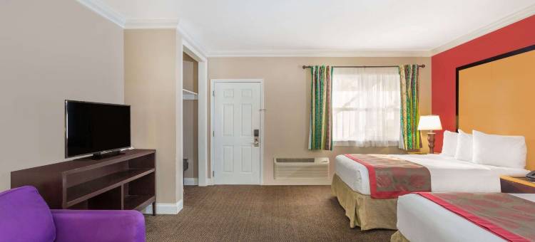 迈阿密温泉/迈阿密国际机场华美达酒店(Ramada by Wyndham Miami Springs/Miami International Airport)图片