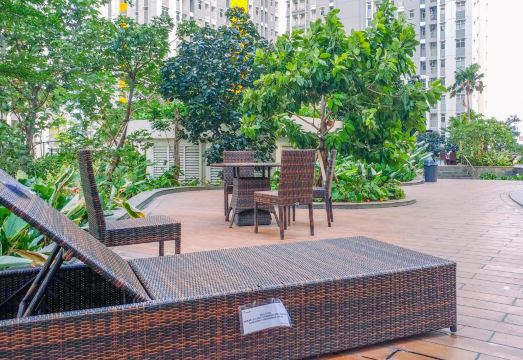 Fancy and Nice Studio at Springlake Summarecon Bekasi Apartment Hotel Overview