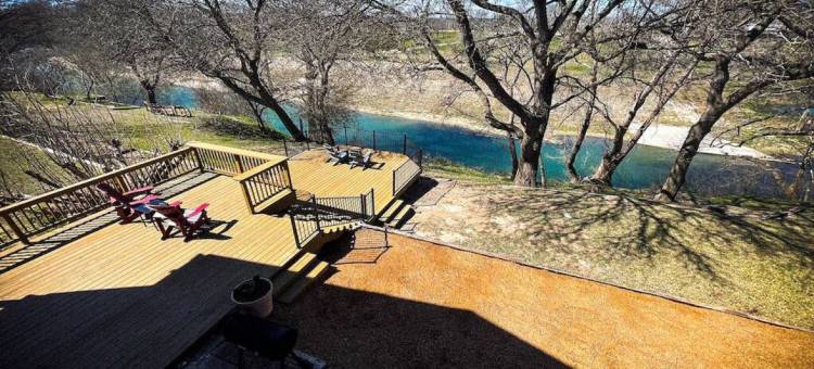 Riverside Escape - Waterfront, Spacious, Sunny Oasis图片