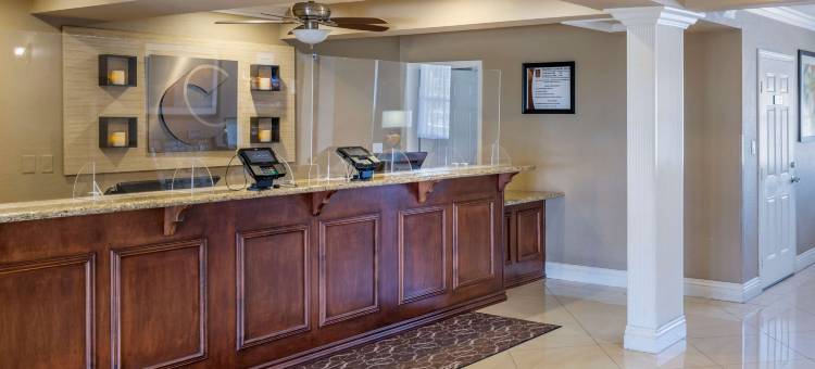 圣克莱门特海滩舒适套房酒店(Comfort Suites San Clemente Beach)图片