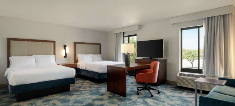 希尔顿欢朋套房酒店-圣马科斯(Hampton Inn & Suites San Marcos)图片