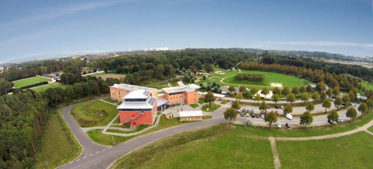 于利希布肯霍夫公园胡法酒店(Jufa Hotel im Brückenkopfpark - Jülich)图片