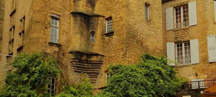 红磨坊舒适大酒店(Hôtel Grand Confort Le Moulin Rouge)图片