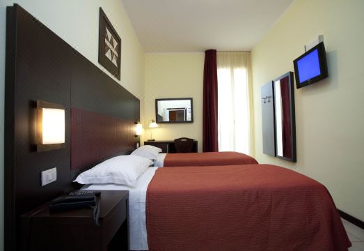 Hotel Alibi Hotel Overview