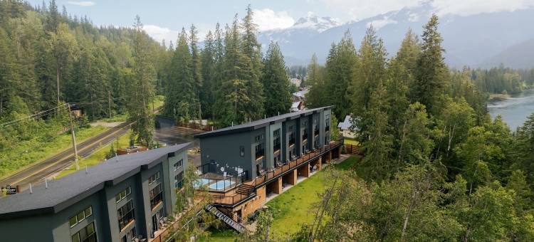 Basecamp度假区里夫斯托克(Basecamp Resorts Revelstoke)图片