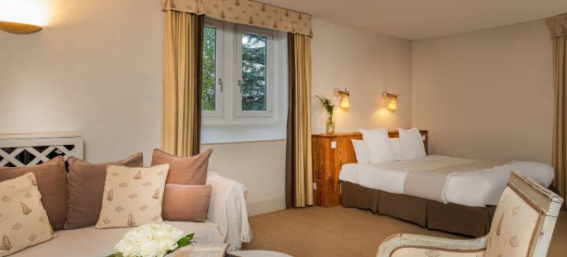 瑞奈特城堡酒店(Château des Reynats)图片