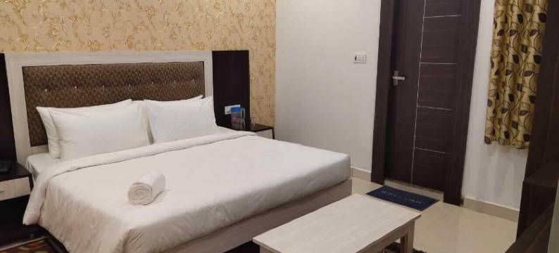 奥马特拉绿叶酒店(Green Leaf)图片