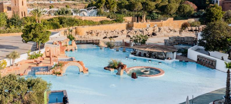 卢克索科斯塔布兰卡大酒店(Four Points by Sheraton Costa Blanca Resort)图片