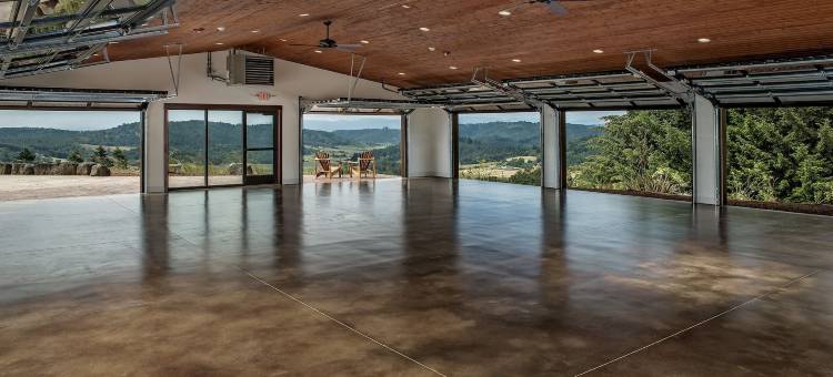 青年堡山酒店(Youngberg Hill)图片