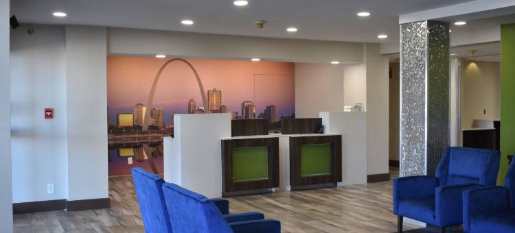 圣路易斯黑兹尔伍德机场北拉昆塔温德姆酒店(La Quinta Inn by Wyndham St. Louis Hazelwood - Airport North)图片