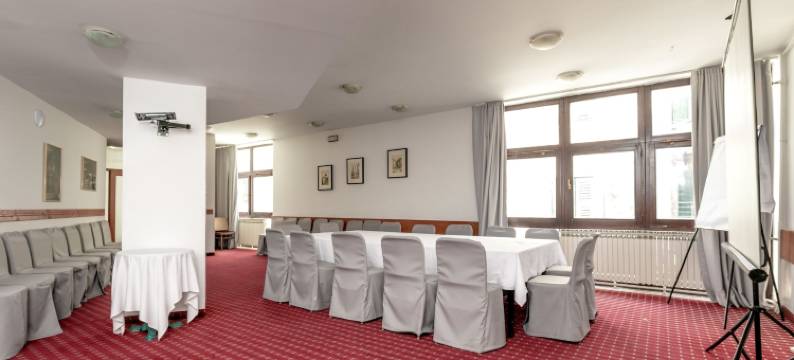 亚德兰希贝尼克酒店(Hotel Jadran Šibenik)图片