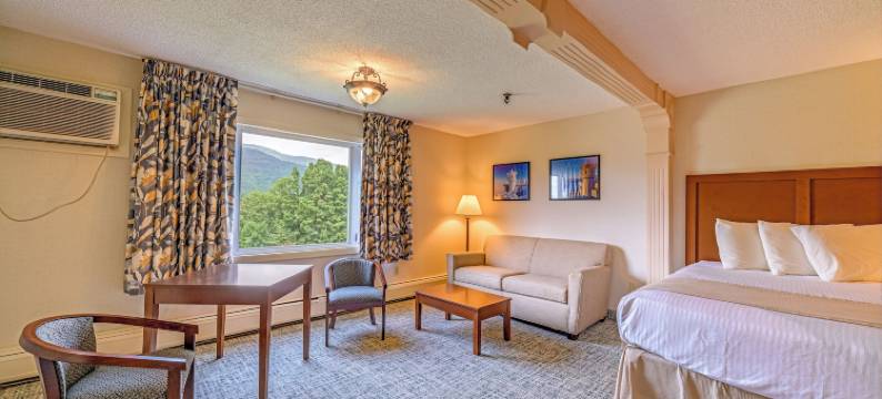 小镇乡村度假酒店(Town & Country Inn & Resort)图片