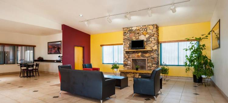 罗德威酒店及套房(Rodeway Inn & Suites)图片