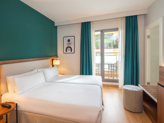 美利亚附属埃尔切中心酒店