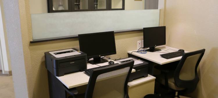 Candlewood Suites 布卢明顿(Candlewood Suites Bloomington)图片