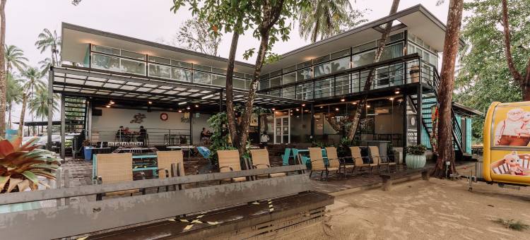 罗克西-塞马坦别墅和联排别墅(Roxy Sematan Villa & Townhouse)图片