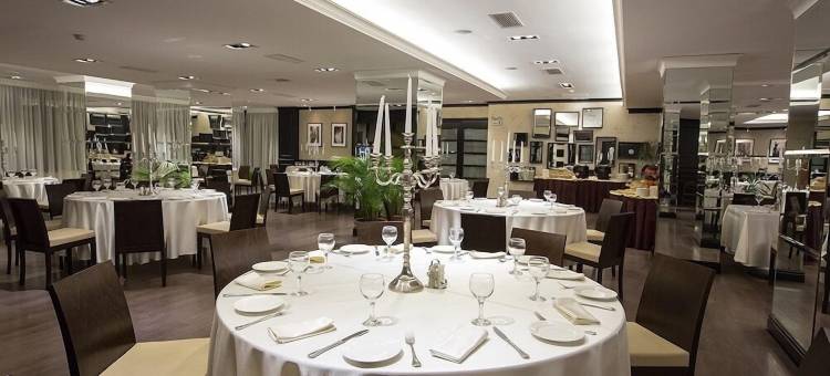 雅西市中心温德姆华美达酒店(Ramada by Wyndham Iasi City Centre)图片