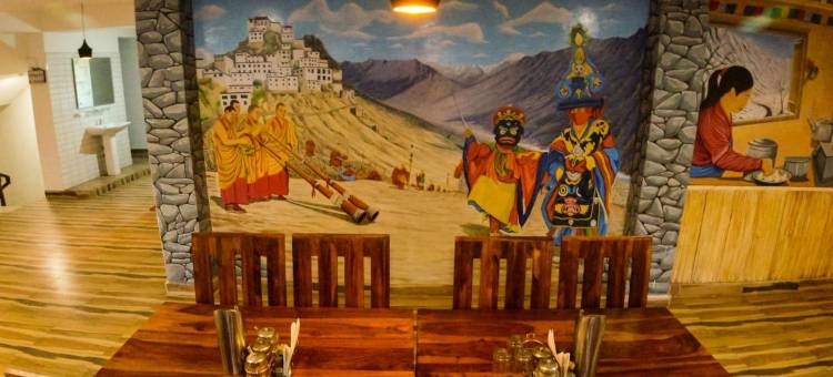 山蜂卡扎卡普尔度假村(Kapoor Resort Kaza by Mountain Bee)图片