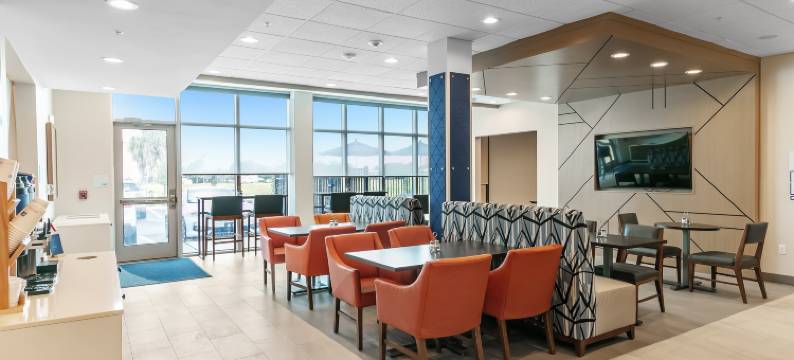 智选假日套房酒店-诺科米斯萨拉索塔南部(Holiday Inn Express & Suites NOKOMIS - SARASOTA SOUTH by IHG)图片