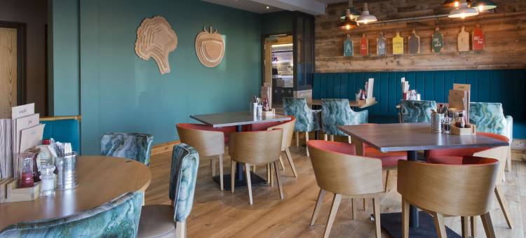 拉尔海滨普瑞米尔酒店(Premier Inn Rhyl Seafront)图片