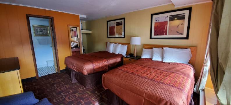 松树溪汽车旅馆(Pinebrook Motel)图片