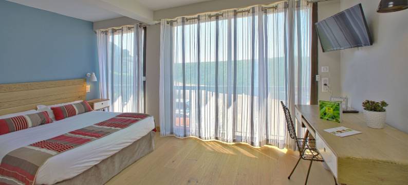 贝尔维迪尔酒店(Logis Hôtels - le Belvédère - Hôtel 2 étoiles et Restaurant)图片