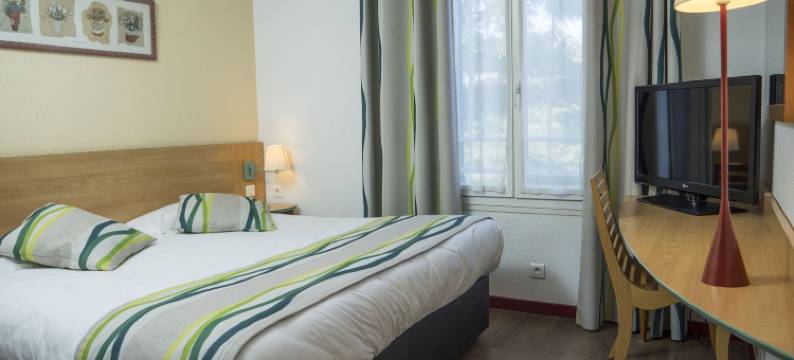 于泽斯加尔桥洛吉斯酒店(Logis Hotel Restaurant Uzès Pont du Gard)图片