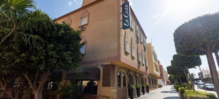 拉科斯塔青年旅社(Hostal la Costa)图片