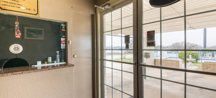 OYO迪凯特287号高速公路西北酒店(OYO Hotel Decatur TX Hwy 287 Northwest)图片