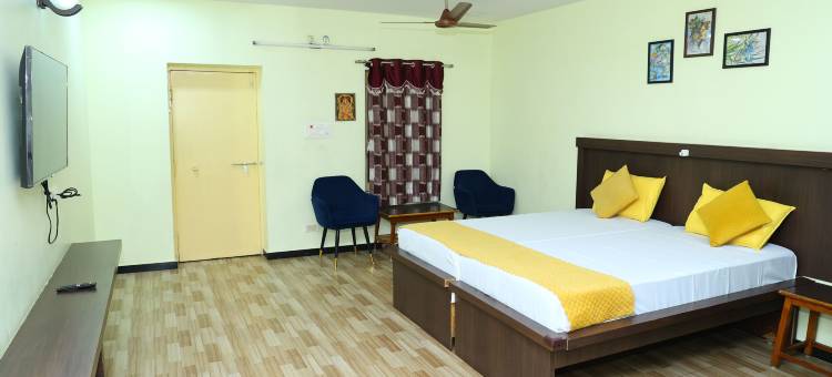 斯里萨普塔吉里旅馆(Sri Sapthagiri Lodge)图片