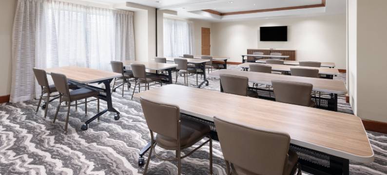 Staybridge Suites 哈里斯堡，赫氏(Staybridge Suites HARRISBURG HERSHEY by IHG)图片