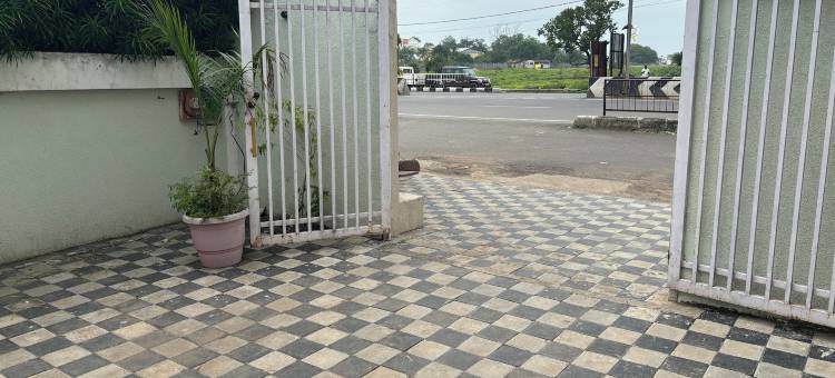 达娜拉克希米幸福酒店(Hotel Dhana Lakshmi Bliss)图片