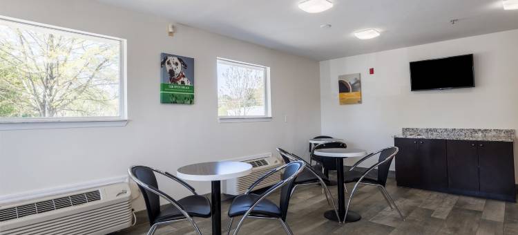 南卡罗来纳州格林维尔6号汽车旅馆(Motel 6 Greenville, SC)图片