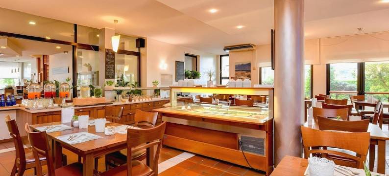 瑞尔酒店(Hotel Riel)图片