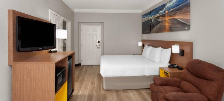 阿灵顿高地戴斯套房酒店(Days Inn & Suites by Wyndham Arlington Heights)图片