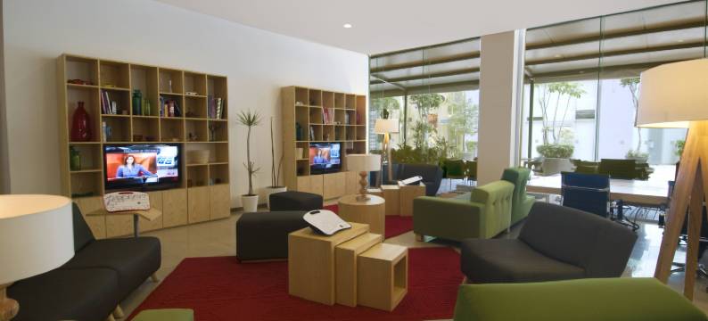 南因苏尔根特斯费斯塔酒店(Fiesta Inn Insurgentes Sur)图片