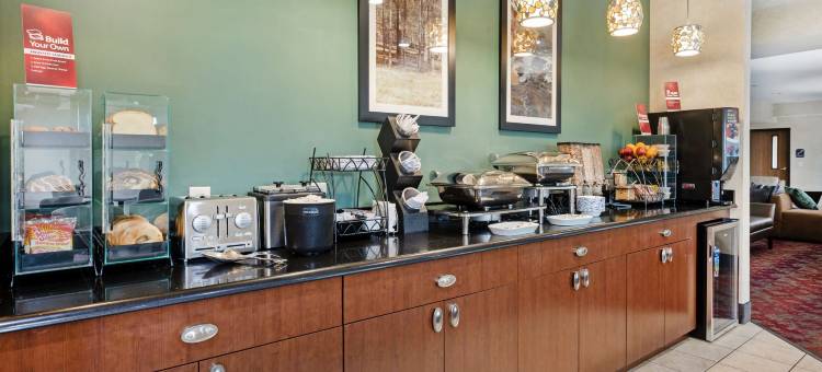 豪尔贝斯特韦斯特优质酒店(Best Western Plus Howe Inn)图片