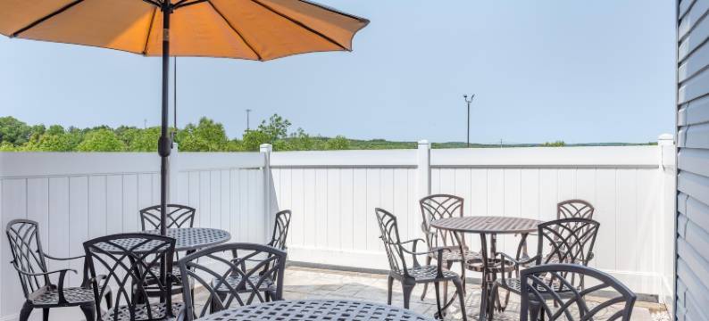 在I-80附近的克拉里昂(Clarion, PA)舒眠客栈和套房(Spark by Hilton Clarion)图片