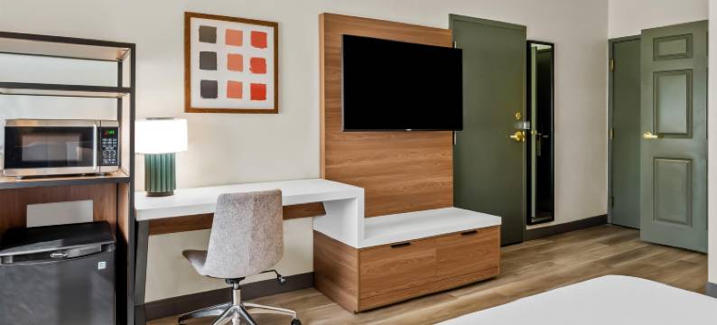 林奇堡希尔顿Spark酒店(Spark by Hilton Lynchburg - University Area & Hwy 460)图片