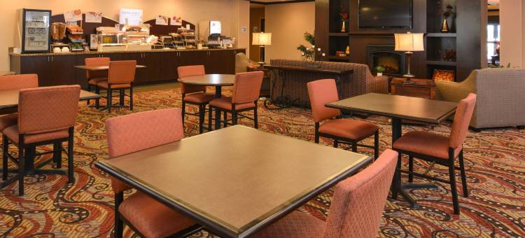 智选假日套房酒店威灵(Holiday Inn Express & Suites Wheeling)图片