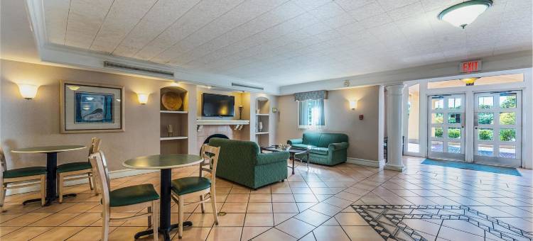 诺克斯维尔6号汽车旅馆(Motel 6 Knoxville, TN)图片