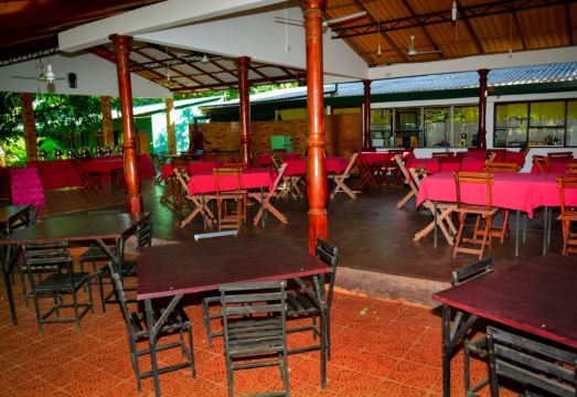 The Senaro Holiday InnHotel Overview