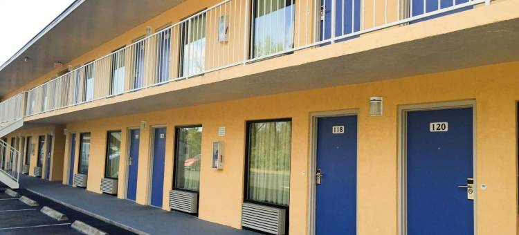 罗里达麦克伦尼 6 号汽车旅馆(Motel 6 Macclenny, FL)图片